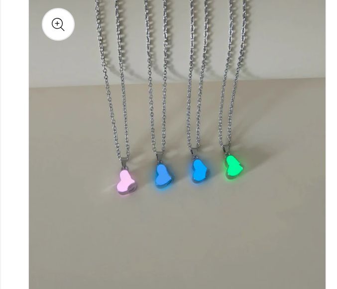 4 Best Friends Clover Glow Magnetic Necklace
