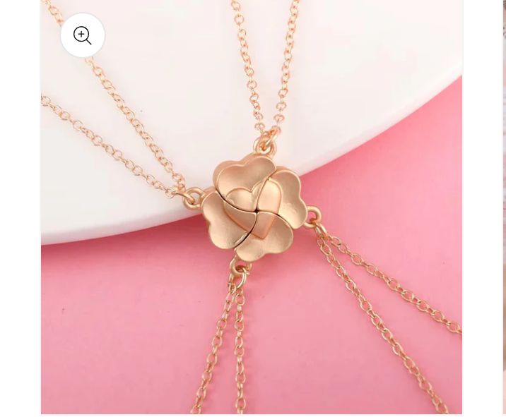 Four-Leaf Clover Heart Magnetic Necklace